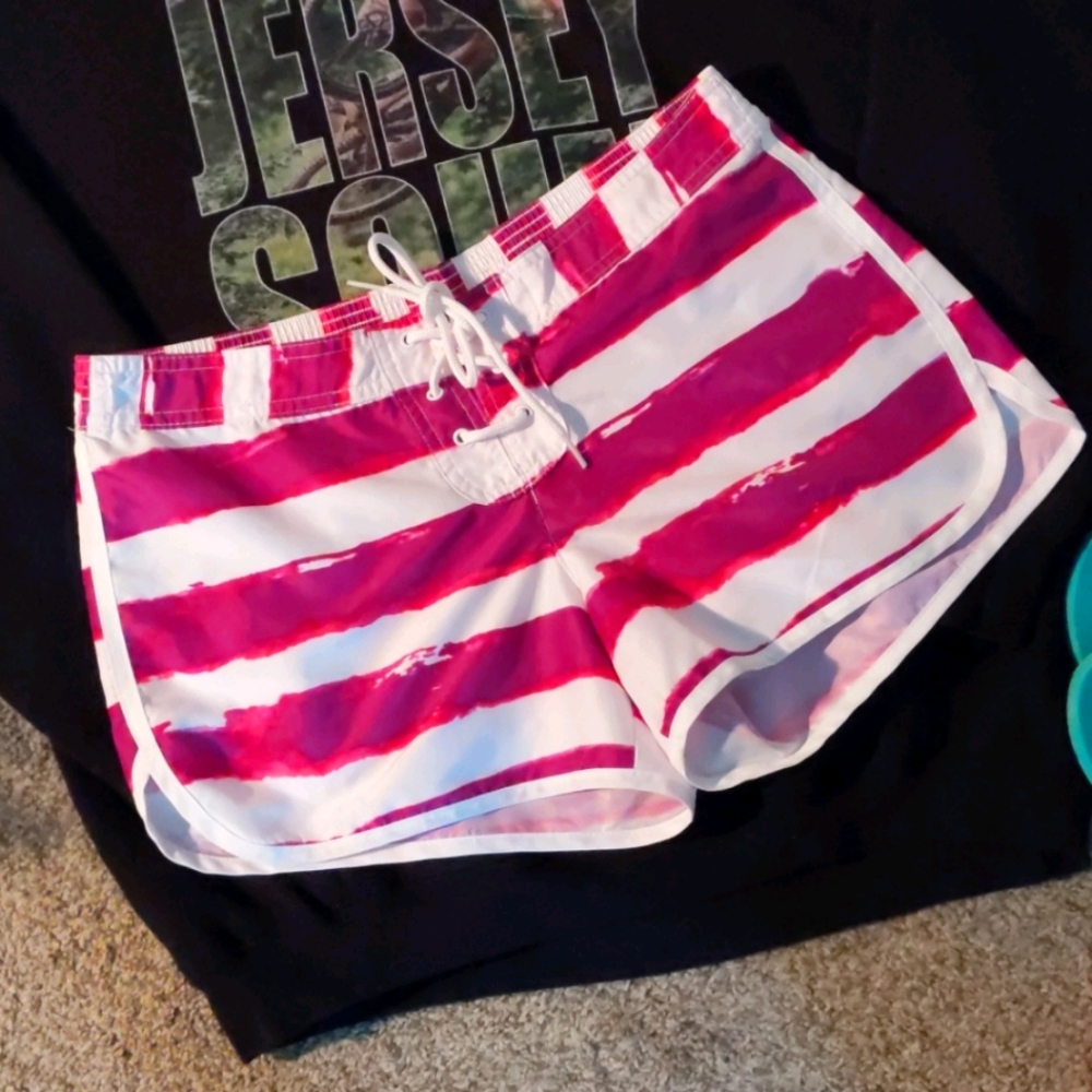 Old Navy Pink & White Stripes Shorts . Size S